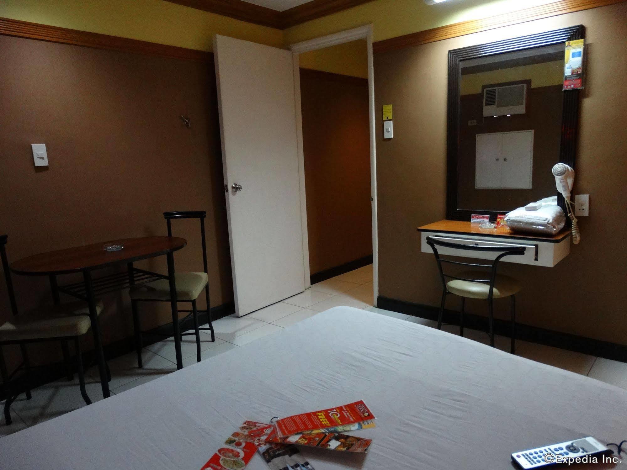 Hotel Sogo Quirino Manila Exterior photo